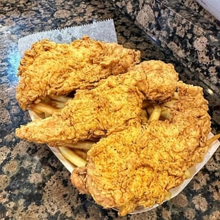 Fried Cajun Chicken Tenders Basket